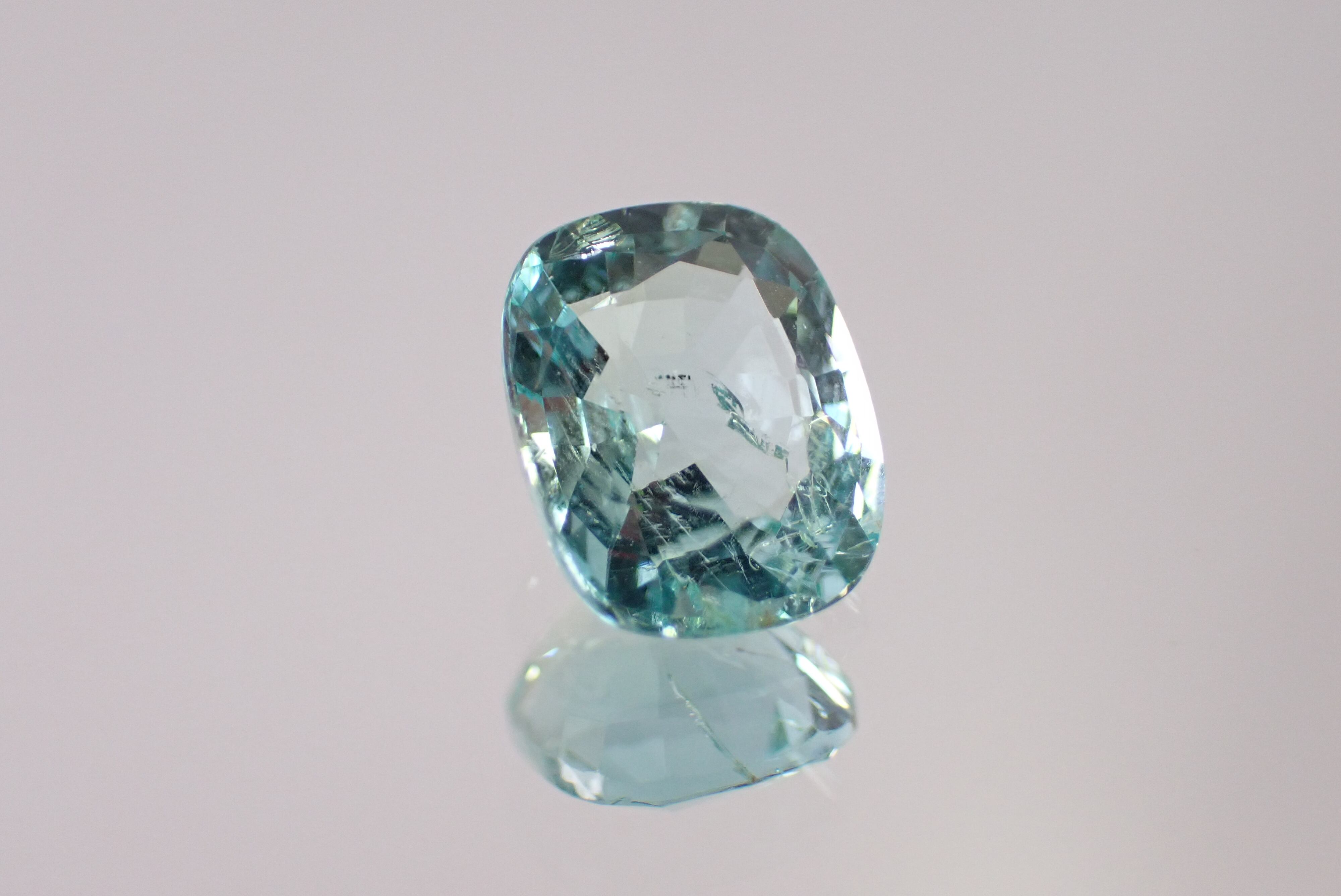 グリーンアクアマリン 2.41ct [C12-1032] | differencee(ディファレンシー)