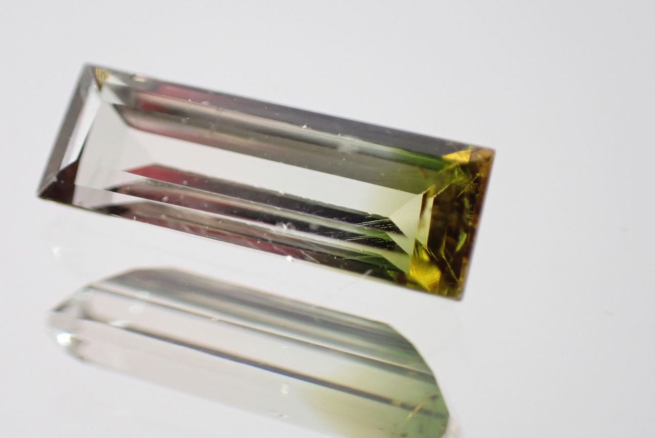 バイカラートルマリン　1.17ct　[C4‐580]