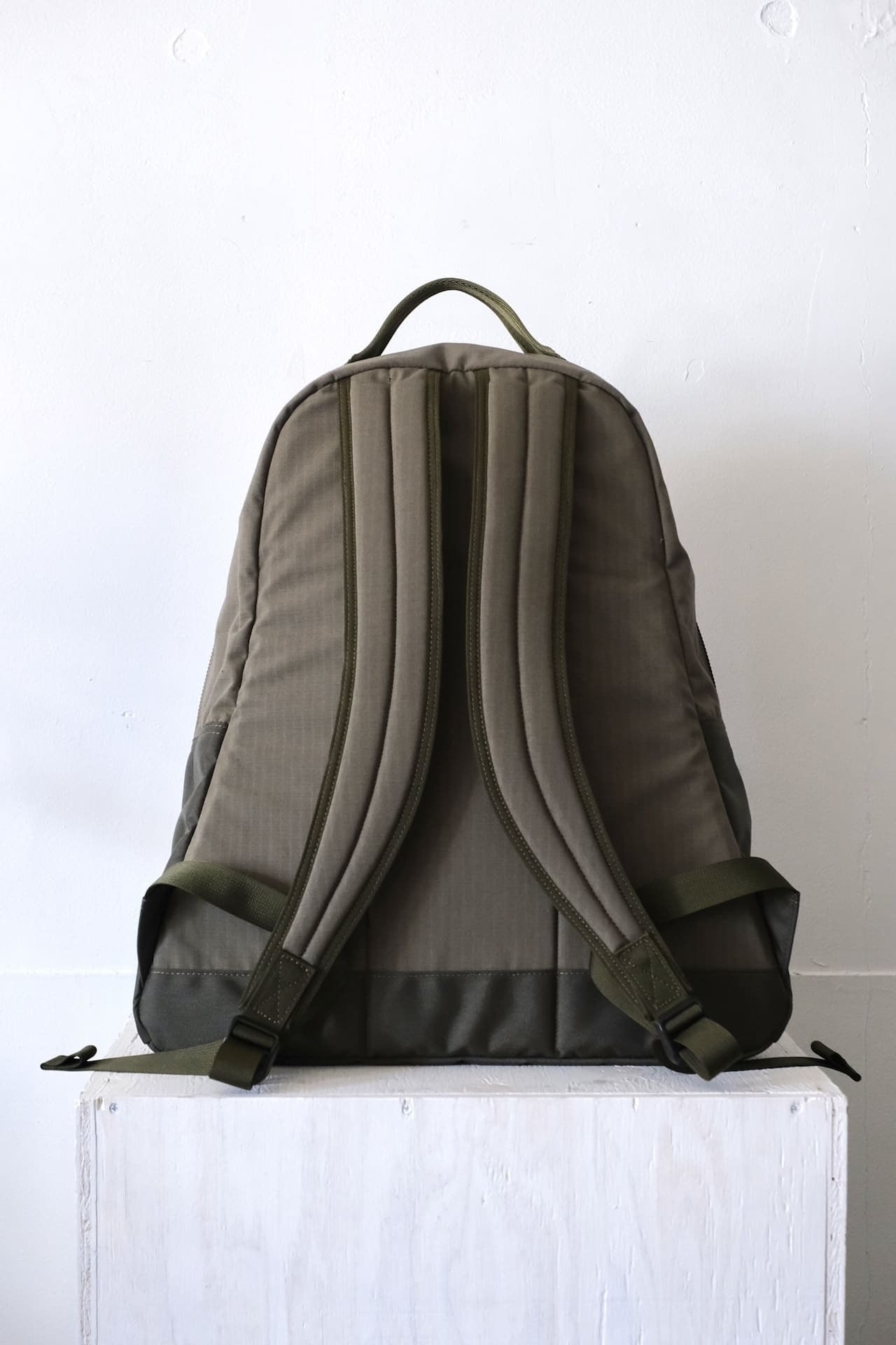 FUJITO × BRIEFING Fatigue Pack　Olive | Directors Web Shop powered by BASE