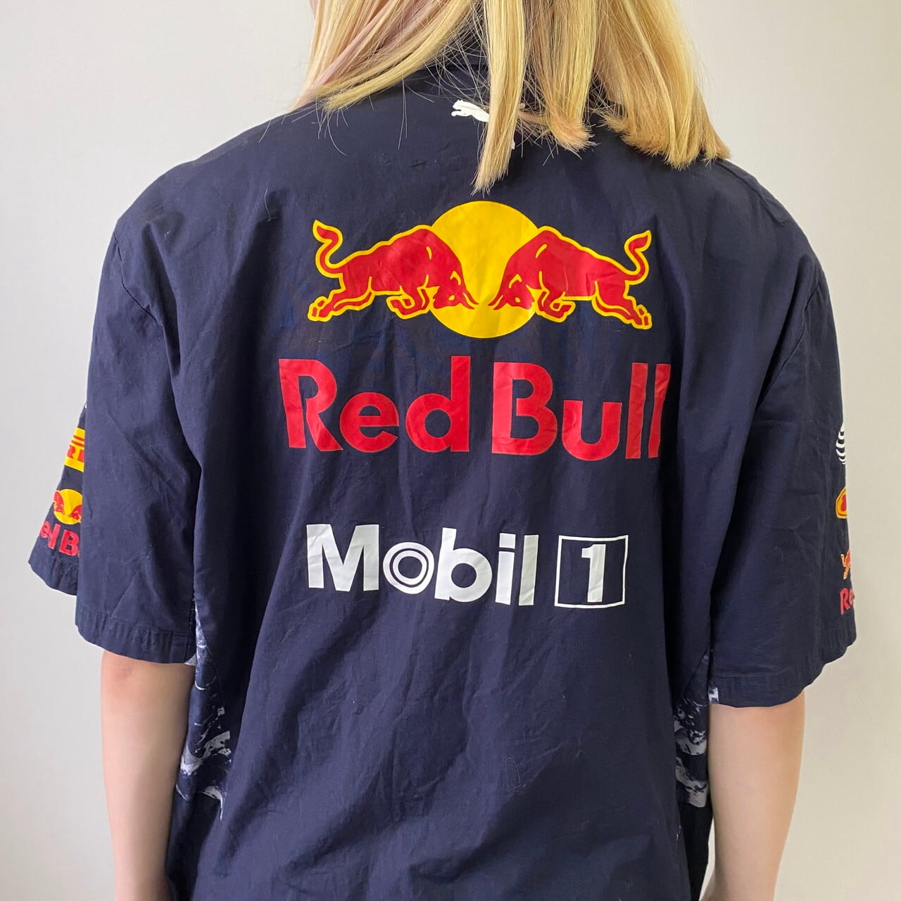 red bull レッドブル レーシングシャツ L スポンサー 半袖シャツ 刺繍