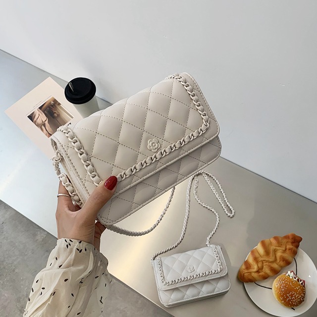 バッグ2020ニューウェーブサマーワイルドテクスチャダイヤモンドチェーンクロスボディバッグファッションレディースショルダースモールスクエアバッグ Tiancai_Wing_Bag0144426