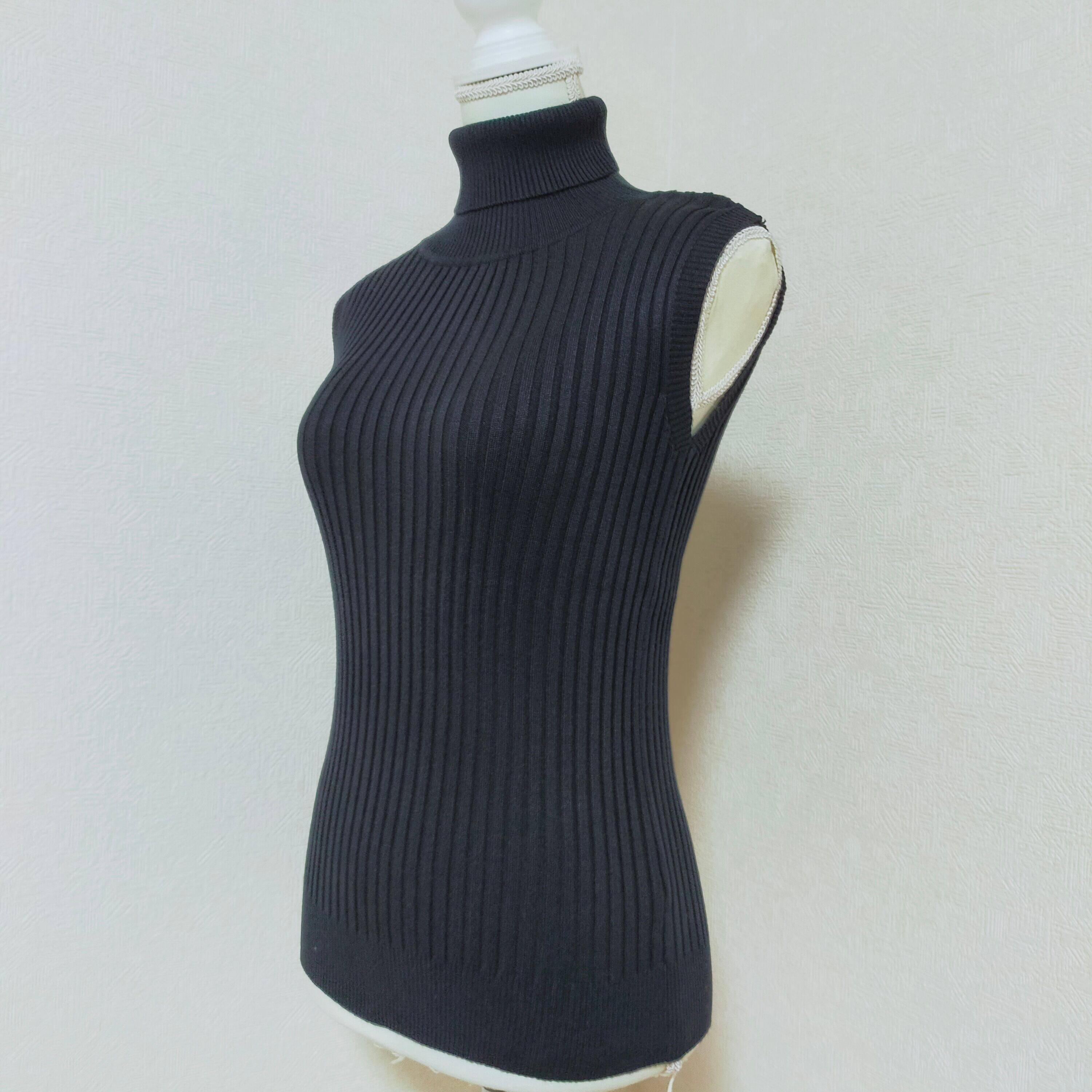 ハイネック タートルネックノースリーブ リブニット 伸縮性 スリム