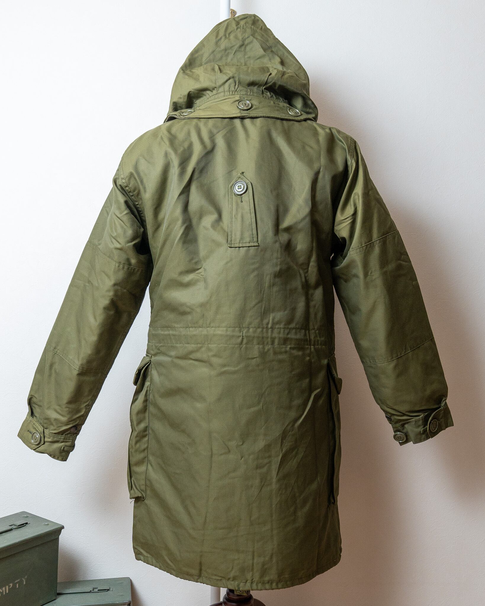 DEADSTOCK】Canadian Army ECW Combat Parka 