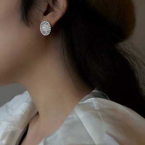 Cracked ice crystal silver stud earrings【H00038】
