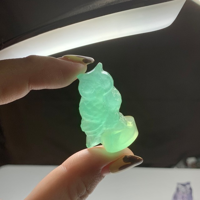 14.可愛いふくろう・フローライト