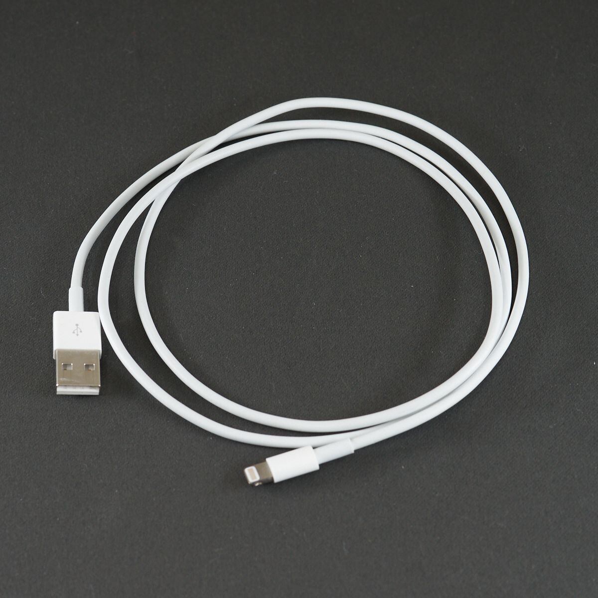 Apple 純正 Lightning USBケーブル 1.0m USED品 アップル ライトニング