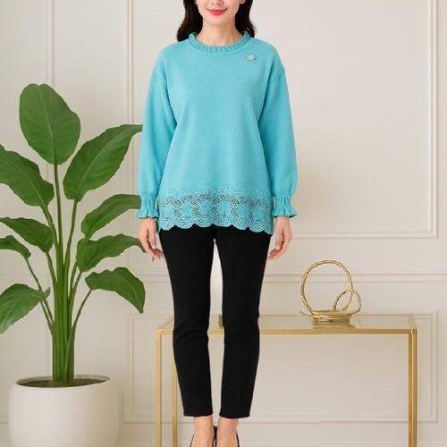 スーパービューティー セーター フリル 衿ぐり 裾レース 2421028  グリーン 2024年秋冬 オーラボー Super Beauty 大人かわいい服 大人スタイル キレイメ レディース アパレル 女性 M L LL 30代 40代 50代 60代