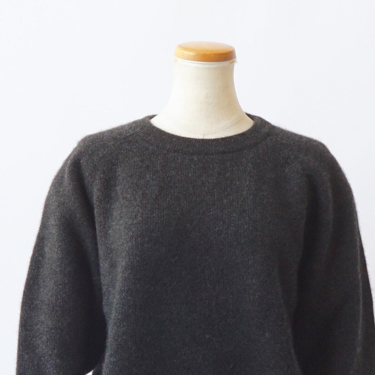 BATONER/バトナー・CASHMERE FOX TENJIKU RAGRAN CREW NECK | a flat shop