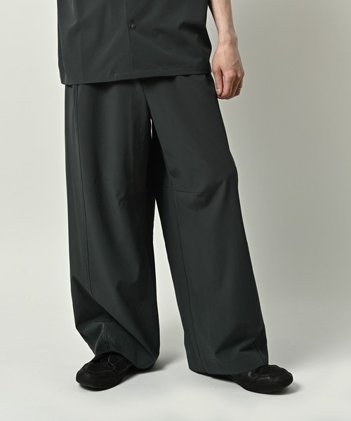 many men many mind Air Leak Fabric Wide Curve Pants (CHA) M2618051