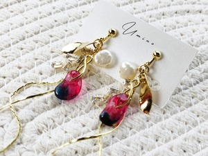 botanical / Earring or Pierce