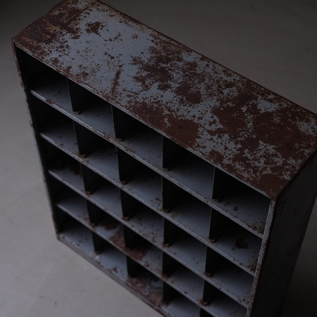 Shelf