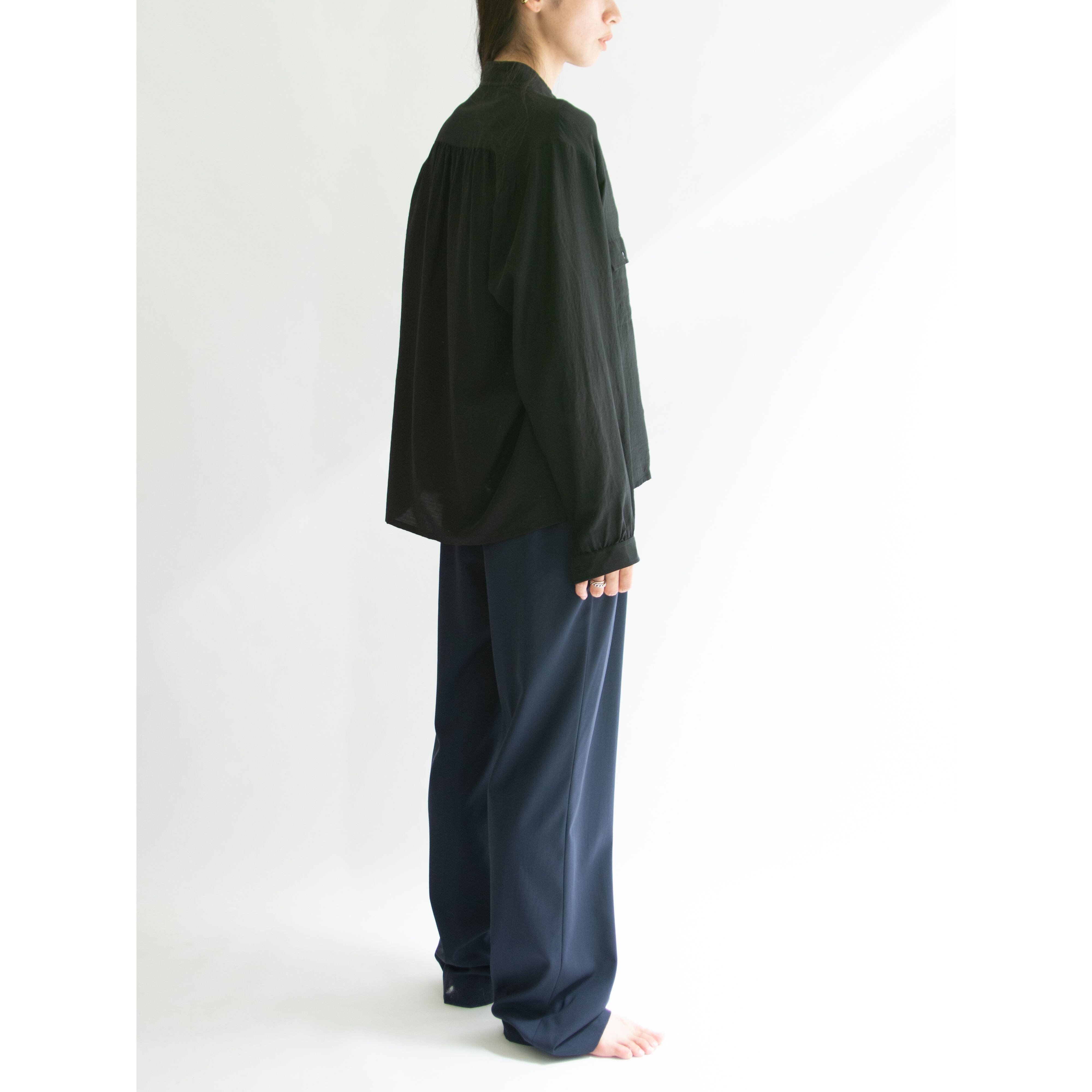 【Valentino Garavani】Made in France Wool-Silk Band Collar Blouse(ヴァレンティノガラヴァーニ フランス製ウールシルクバンドカラーブラウス 長袖シャツ)