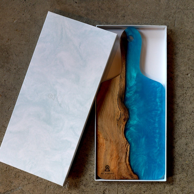 Resin Cutting Board「Megas」