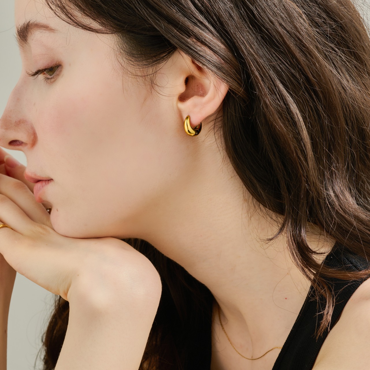 stainless plum hoop pierce