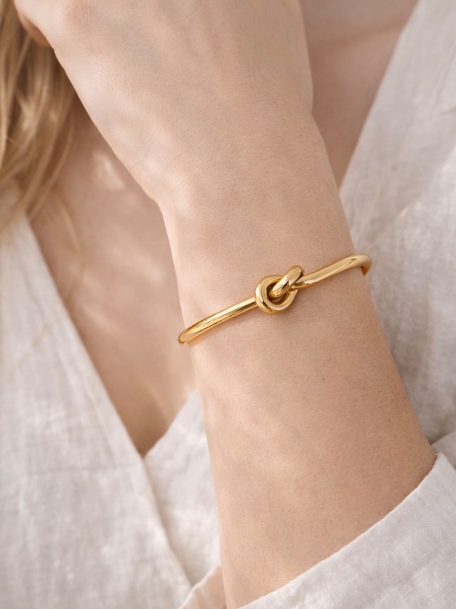 knot bangle