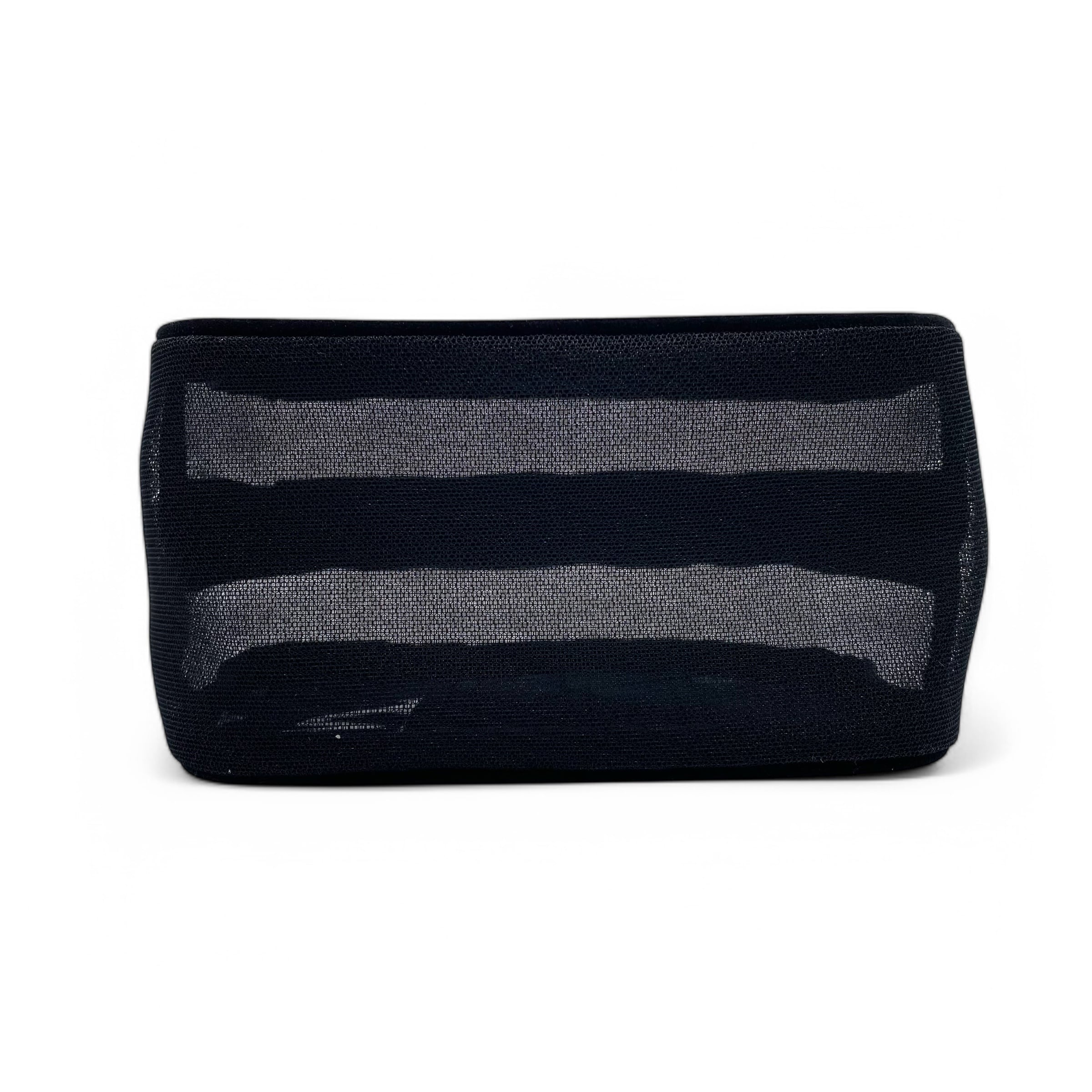 DIOR ブラックメッシュポーチ　ルミナイザー03 Dior ブラックメッシュポーチ DIOR ブラックメッシュポーチ