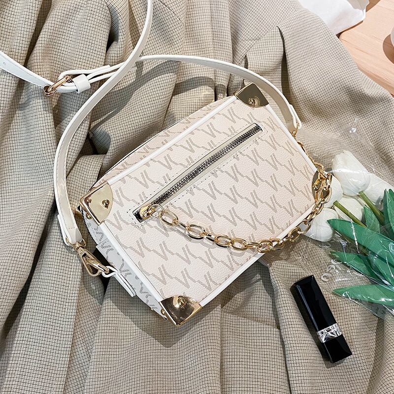 センススモールバッグ女性2020人気の新しい流行のファッションワイルドワンショルダーメッセンジャーバッグネットセレブウエスタンスタイルスモールスクエアバッグ 手作りハンドバック83317212567