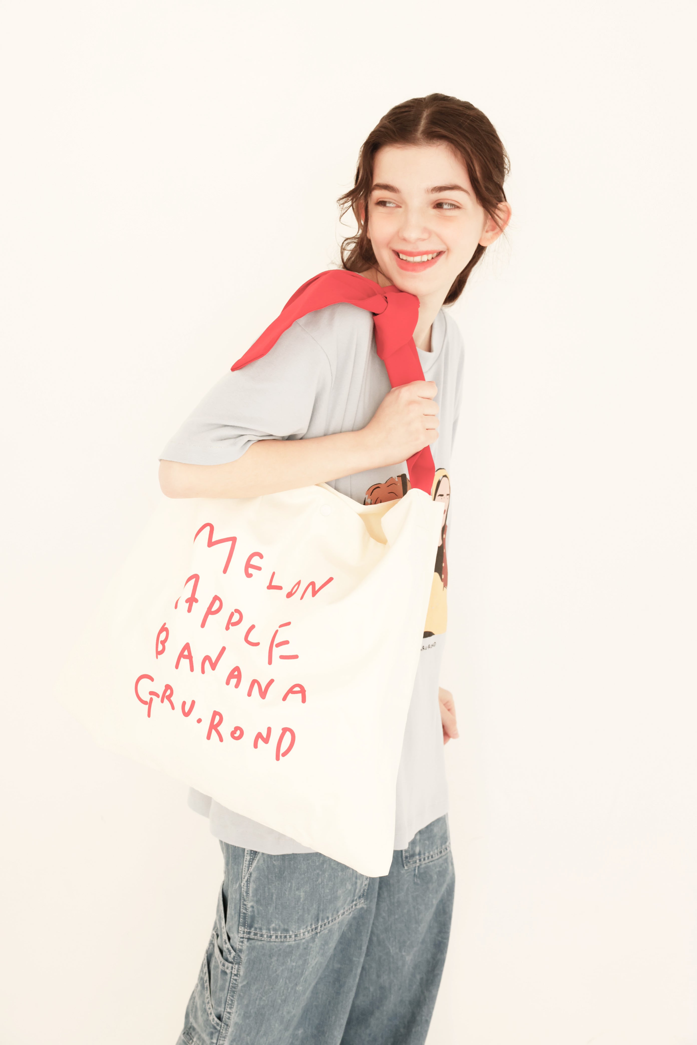 LETTER TOTE-M / G51BG03 / WHITE | gru.rond