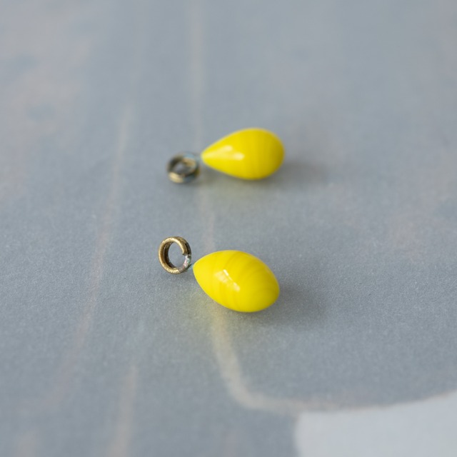 チェリーブランド ハンドメイド、ドロップガラスチャーム（ダークレッド・2コ）