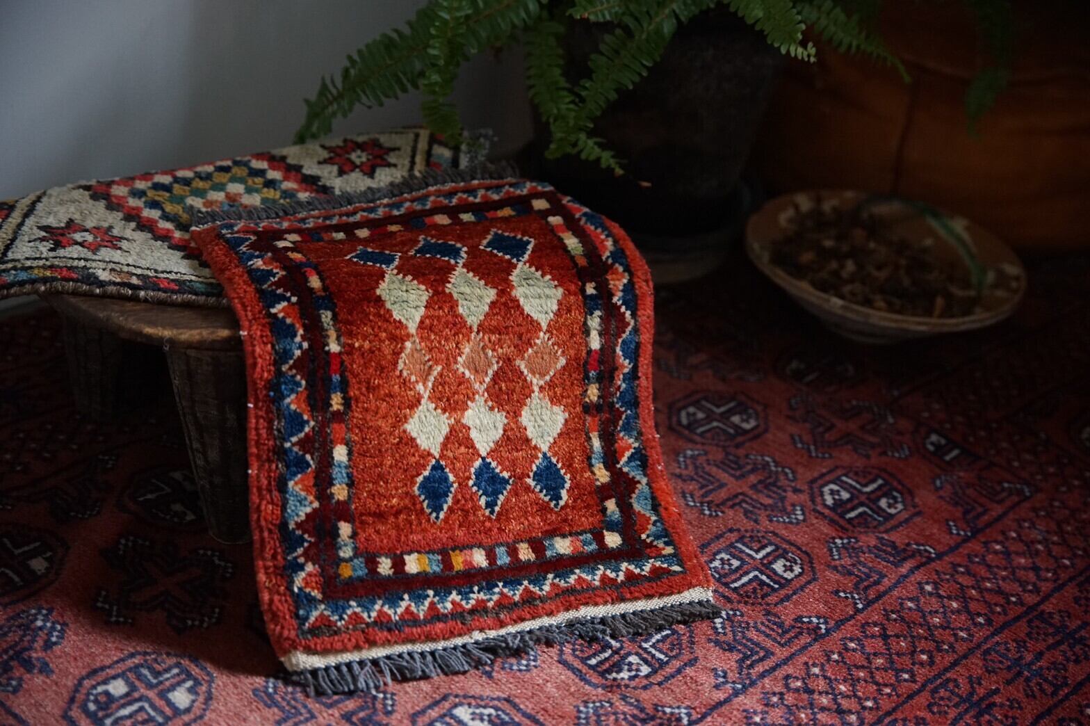 005 - Vintage mini rug