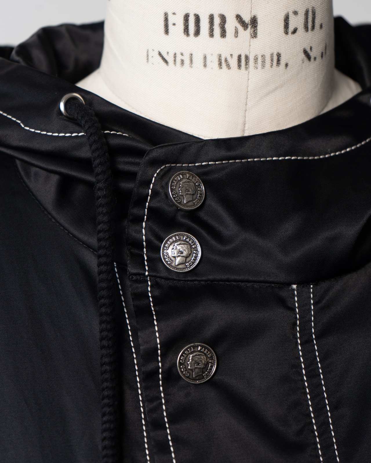 〈CHANEL〉Hooded long coat