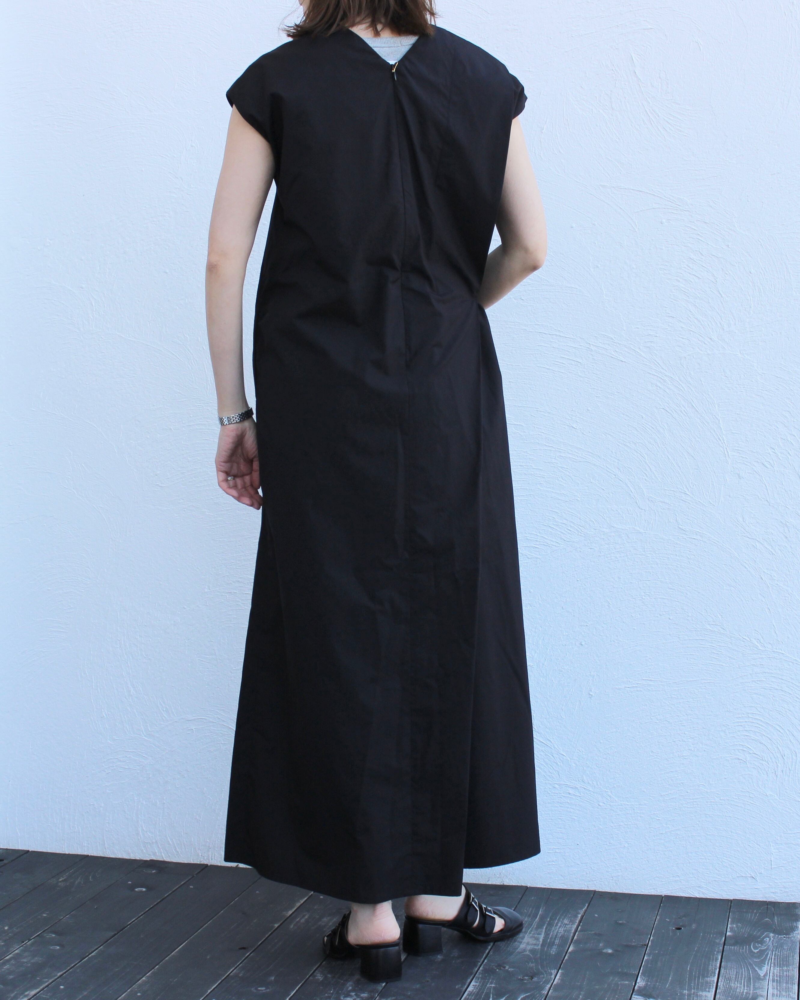 Nikki ESSENTIAL PIECES/asymmetry dress | PAY ID