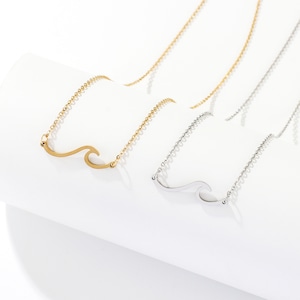 Wave necklace