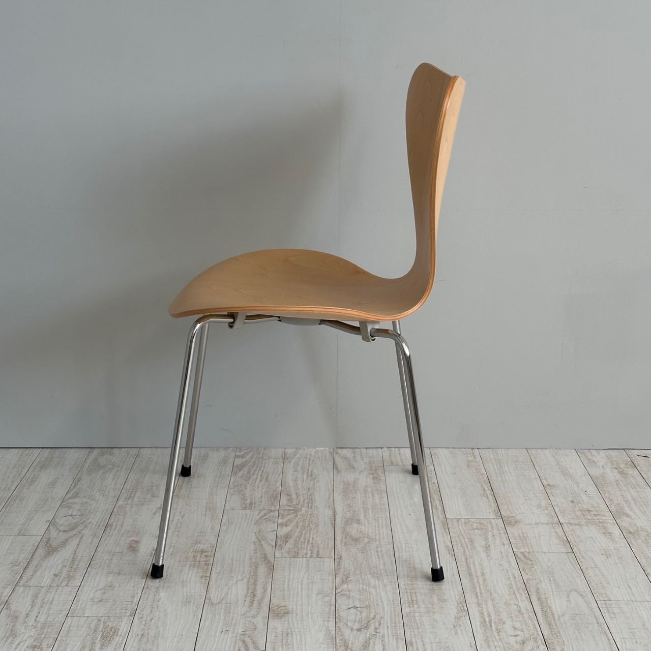 Fritz Hansen セブンチェア正規品　メープルナチュラル 受注商品】セブンチェア ナチュラルウッド クロームレッグ | FRITZ