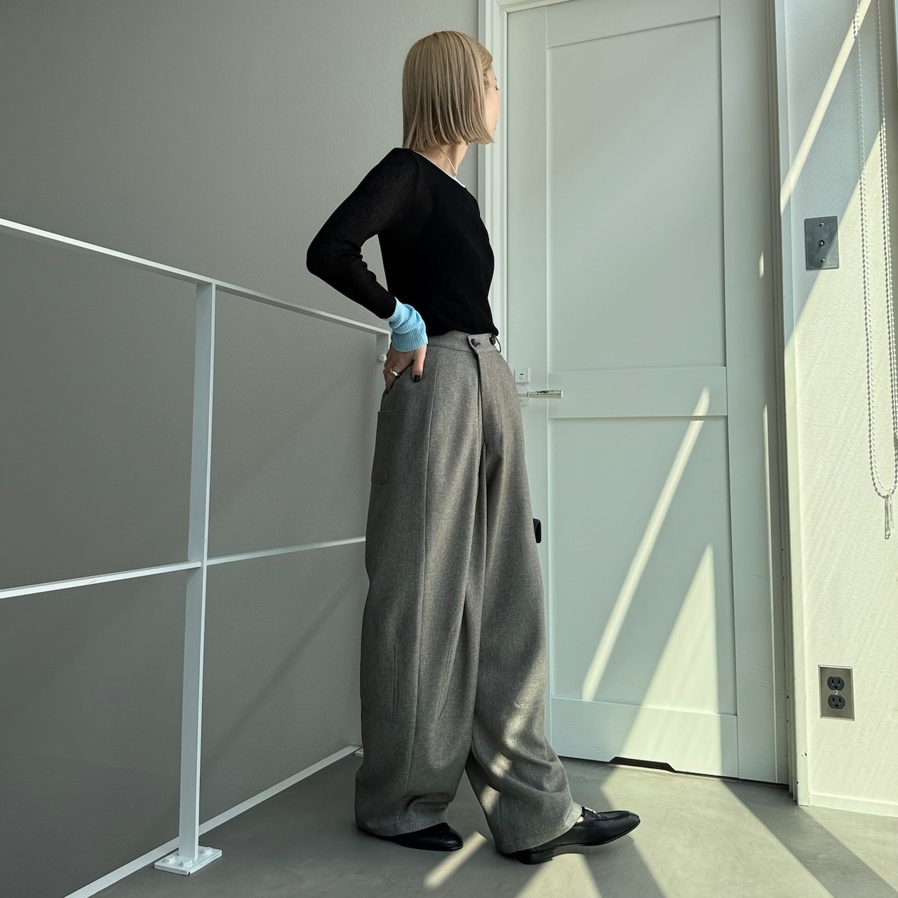 袖バイカラーシアーニットCS/ブラック