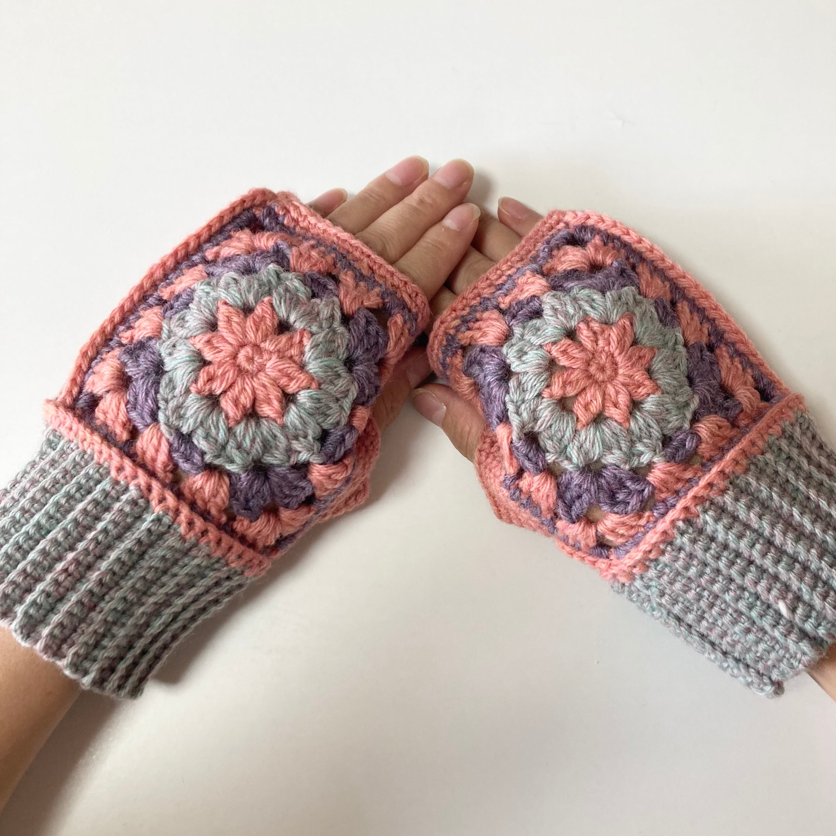 手作りキット☆かぎ針編み☆モチーフハンドウォーマー | Knitting