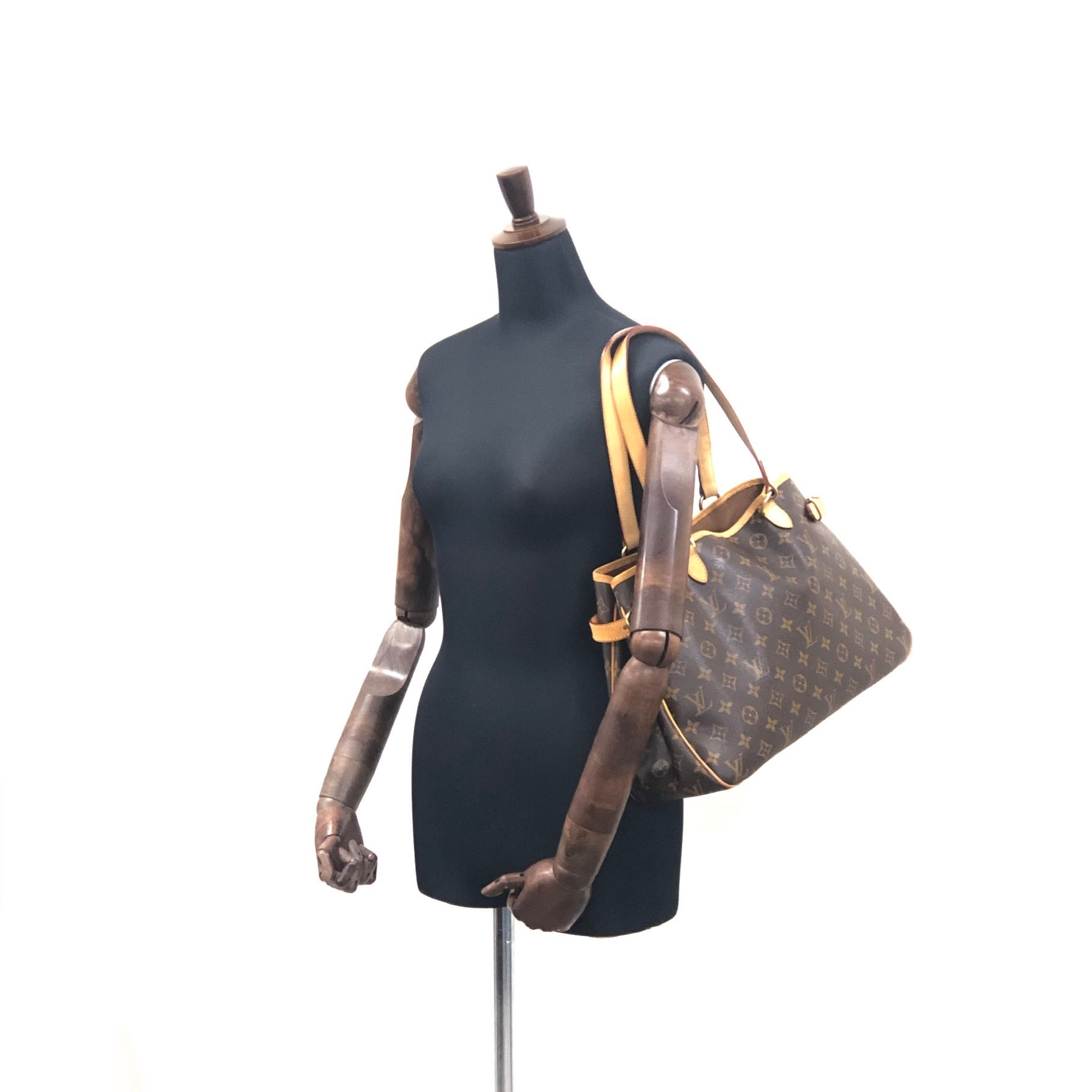 LOUIS VUITTON ヴィトン モノグラム バティニョールオリゾンタル