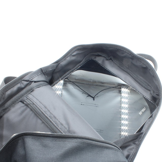 "HAYWARD" 　BASIC SQUARE SLING BAG　MAT RIPSTOP MODEL