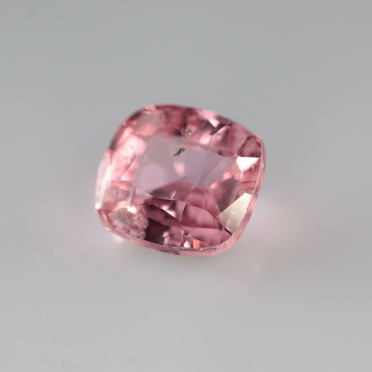 4月の特売品☆天然ピンクトパーズ ブラジル産 1.53ct 4月の特売品☆天然ピンクトパーズ ブラジル産 1.53ct