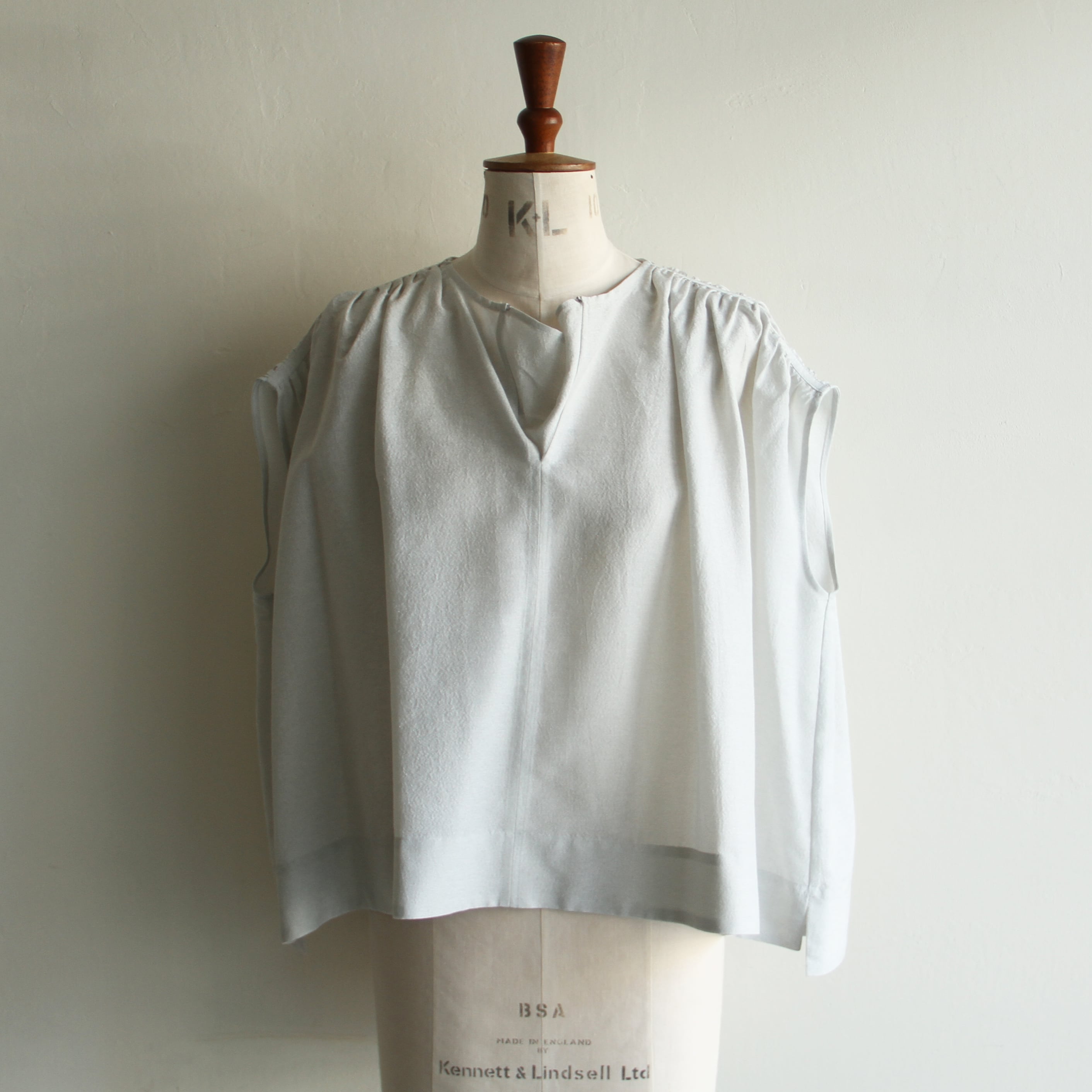 TENNE HANDCRAFTED MODERN Shoulder gather pullover | Terminal