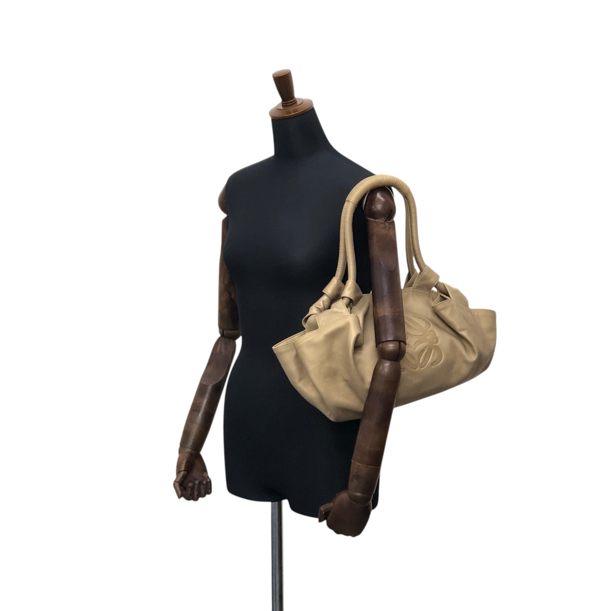 LOEWE ロエベ ナッパアイレ ハンドバッグ ゴールド アナグラム ナッパ