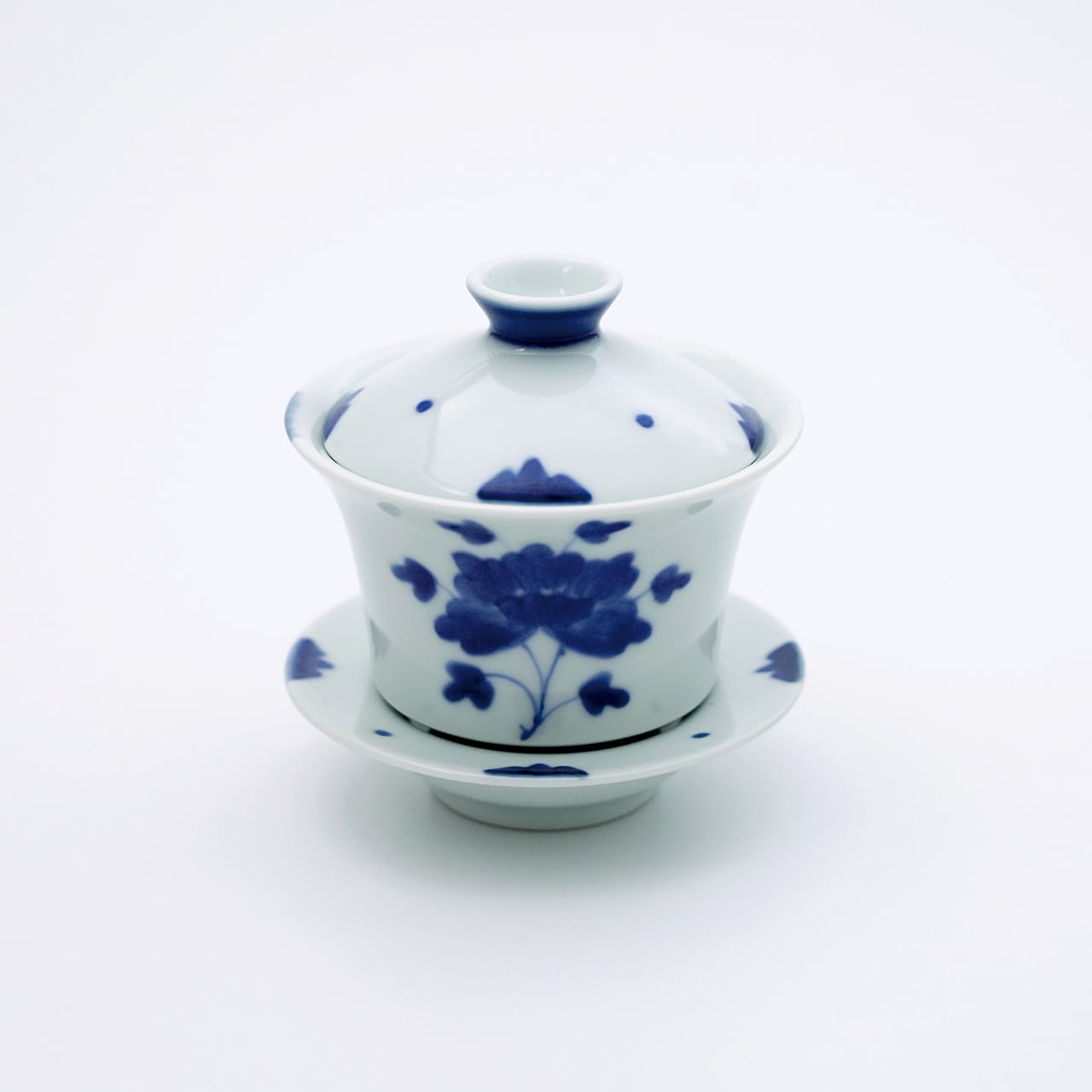 染付伊万里牡丹紋 蓋碗（がいわん） | 福珠窯ファクトリーショップ