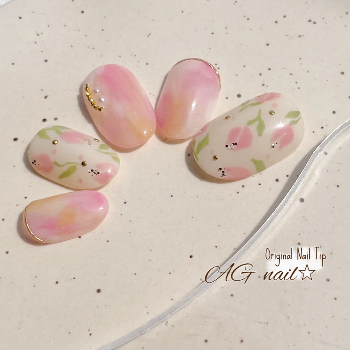 ミルキーニュアンス ネイルチップ ミラーデザイン✴︎ニュアンスネイルチップ ネイルチップ（つけ