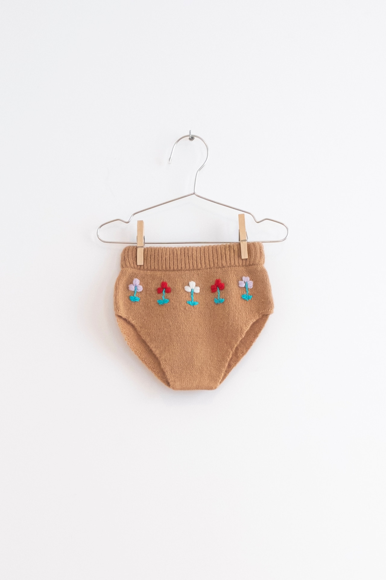 Camel Pantie with Embroidered Flowers / Fish & Kids