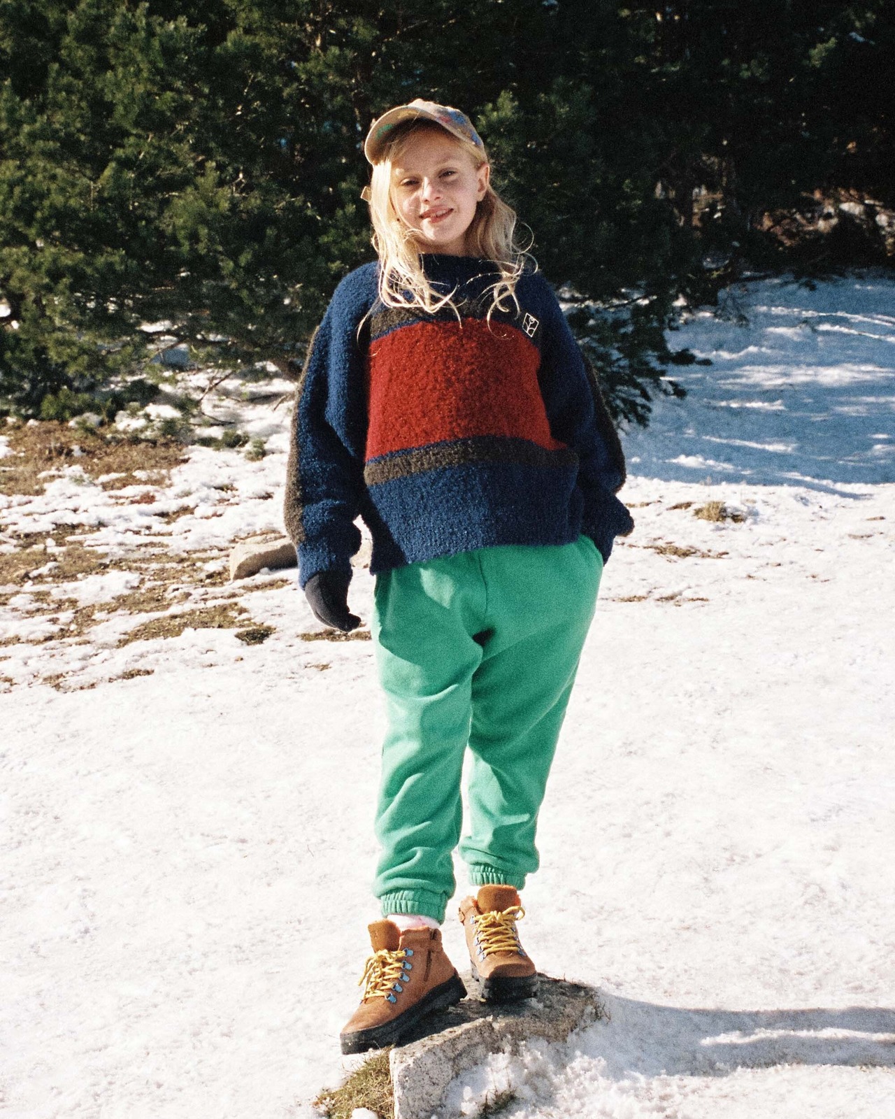 残り2点(size M)the campamento/The campamento Corduroy Cap