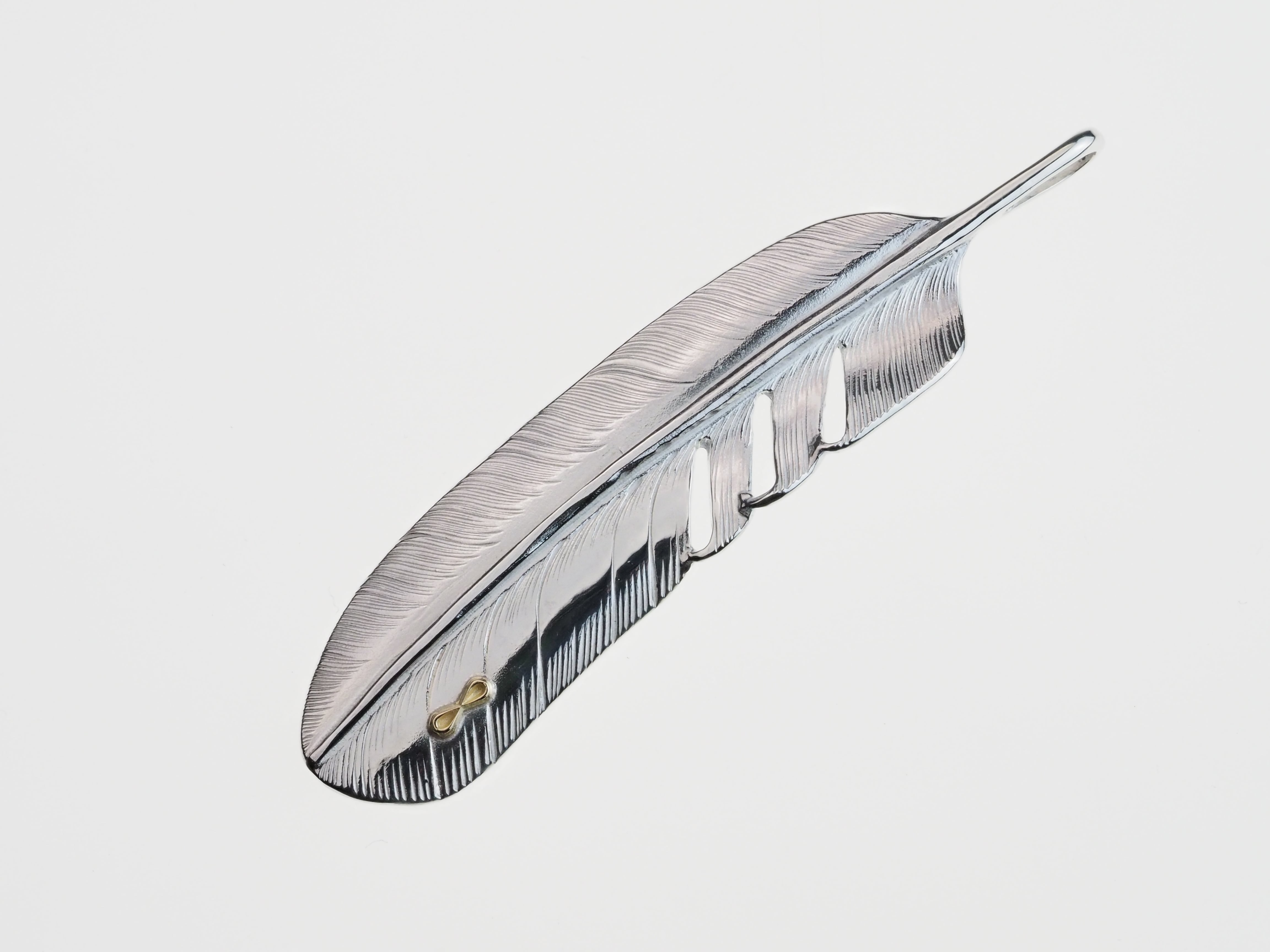 P-070 feather L (R)+K18rogo | WAKAN SILVER SMITH online store P-070 feather L (R)+K18rogo | WAKAN SILVER SMITH online store