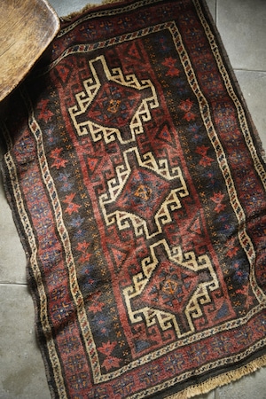 2463-Vintage Baluch rug