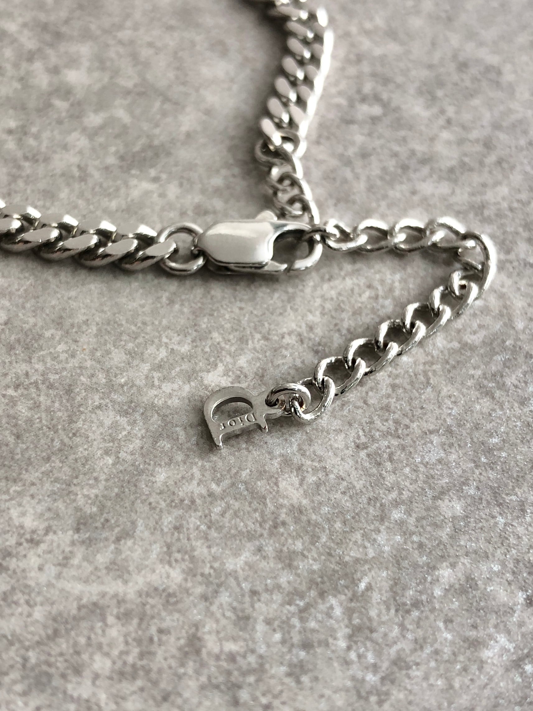 ディオール  ブレスレット シルバー  Dior ロゴプレート付きブレスレット Christian Dior クリスチャン ディオール ブレスレット シルバー ロゴ