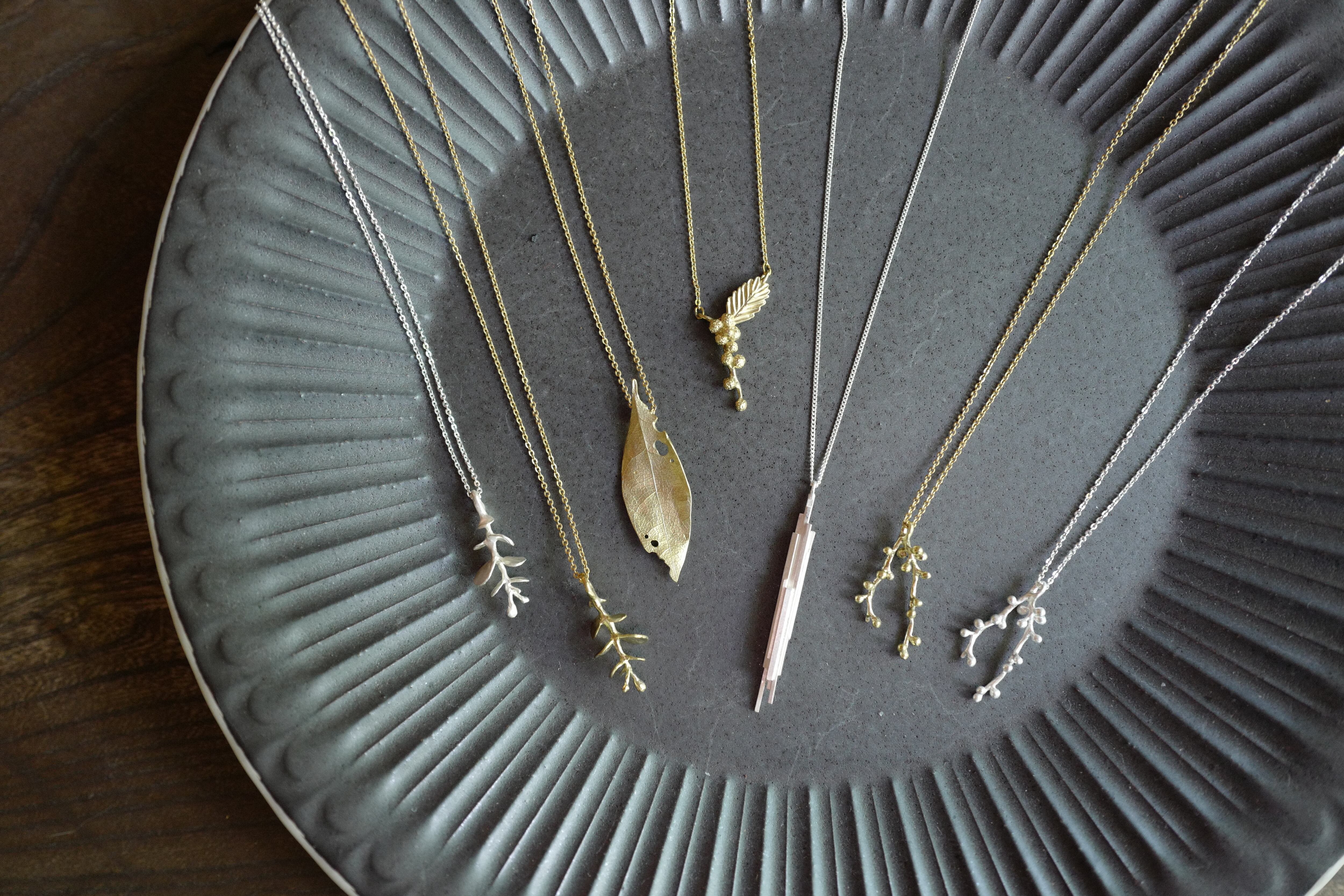 アクセサリー NakaHiro InaSeifartOrangePerlenLongKeyh