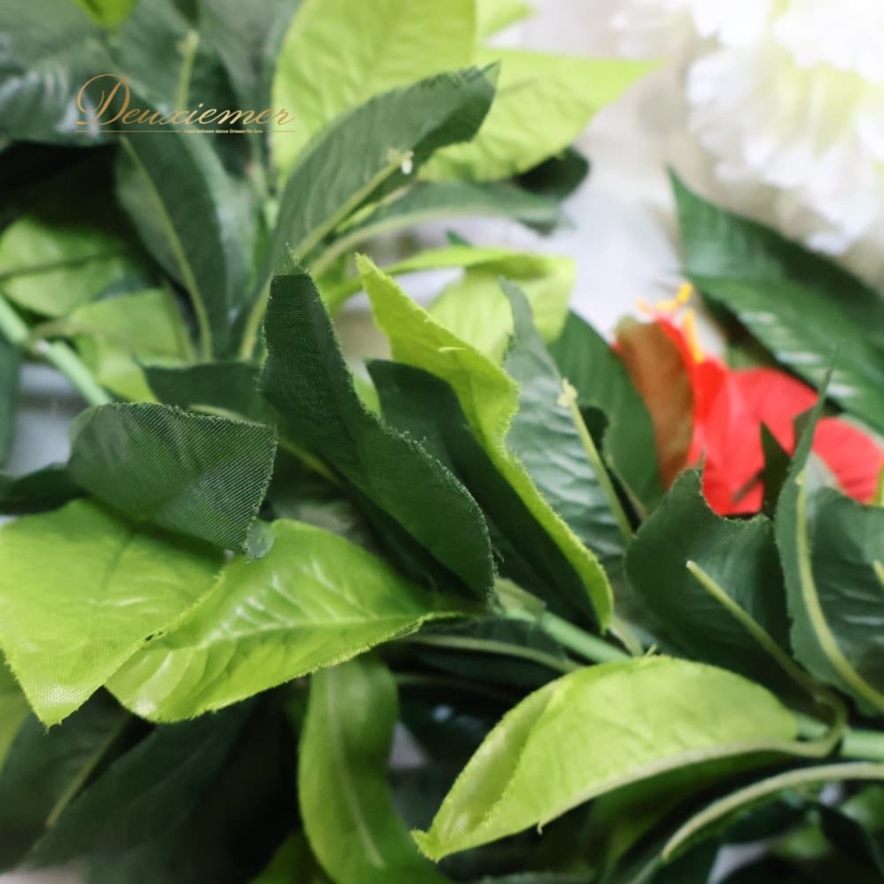 フラダンス 小物 まとめ売り 70点以上 セット レイ フラワーレイ クウペエ パレオ ネックレス シェルレイ ククイ イリマ 白 黄 緑 紫 赤 ピンク カラフル アクセサリー ヘアクリップ ヘアアクセサリー タヒチアン ホワイト系 レッド系 ピンク系