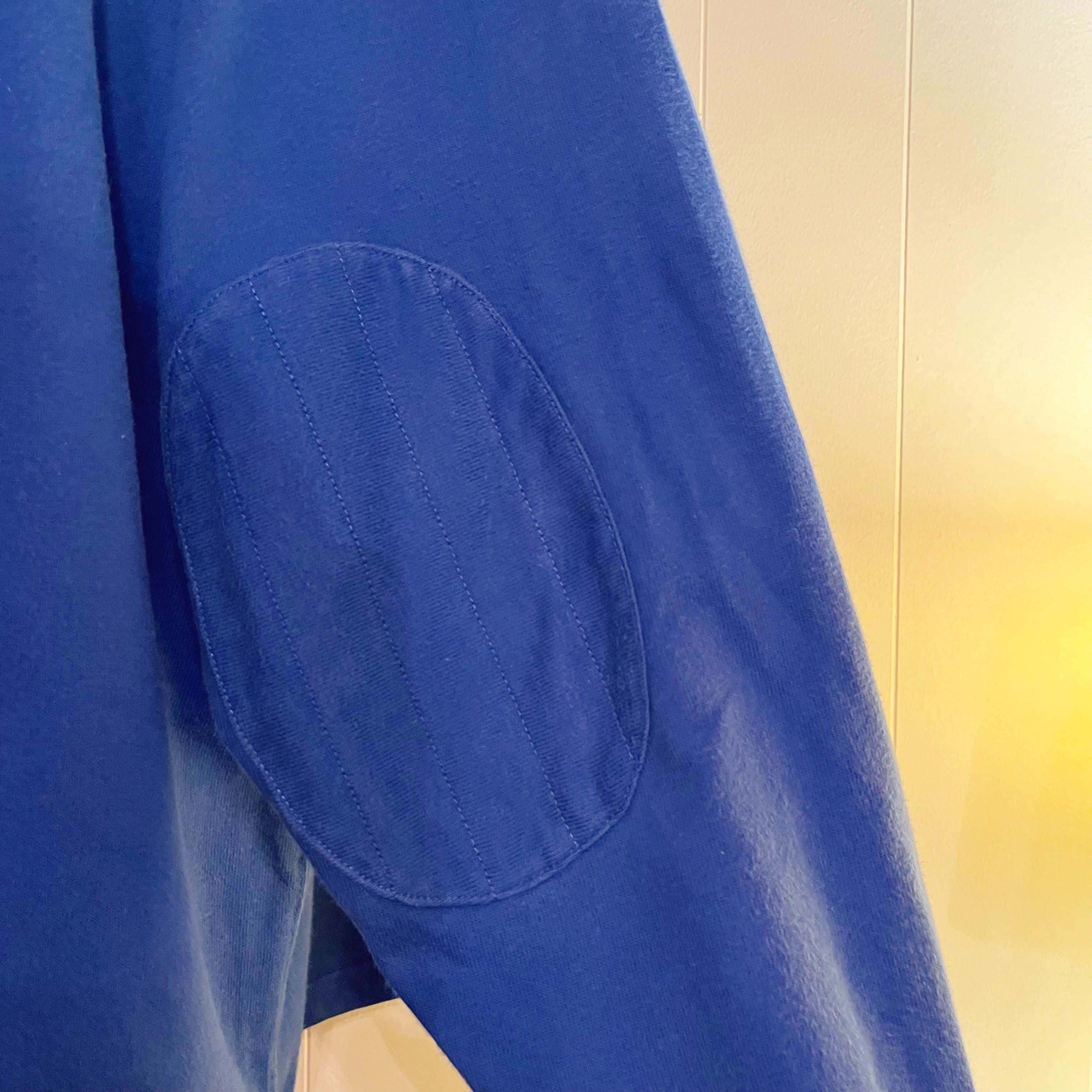 remake / house with the light on blue big polo shirt