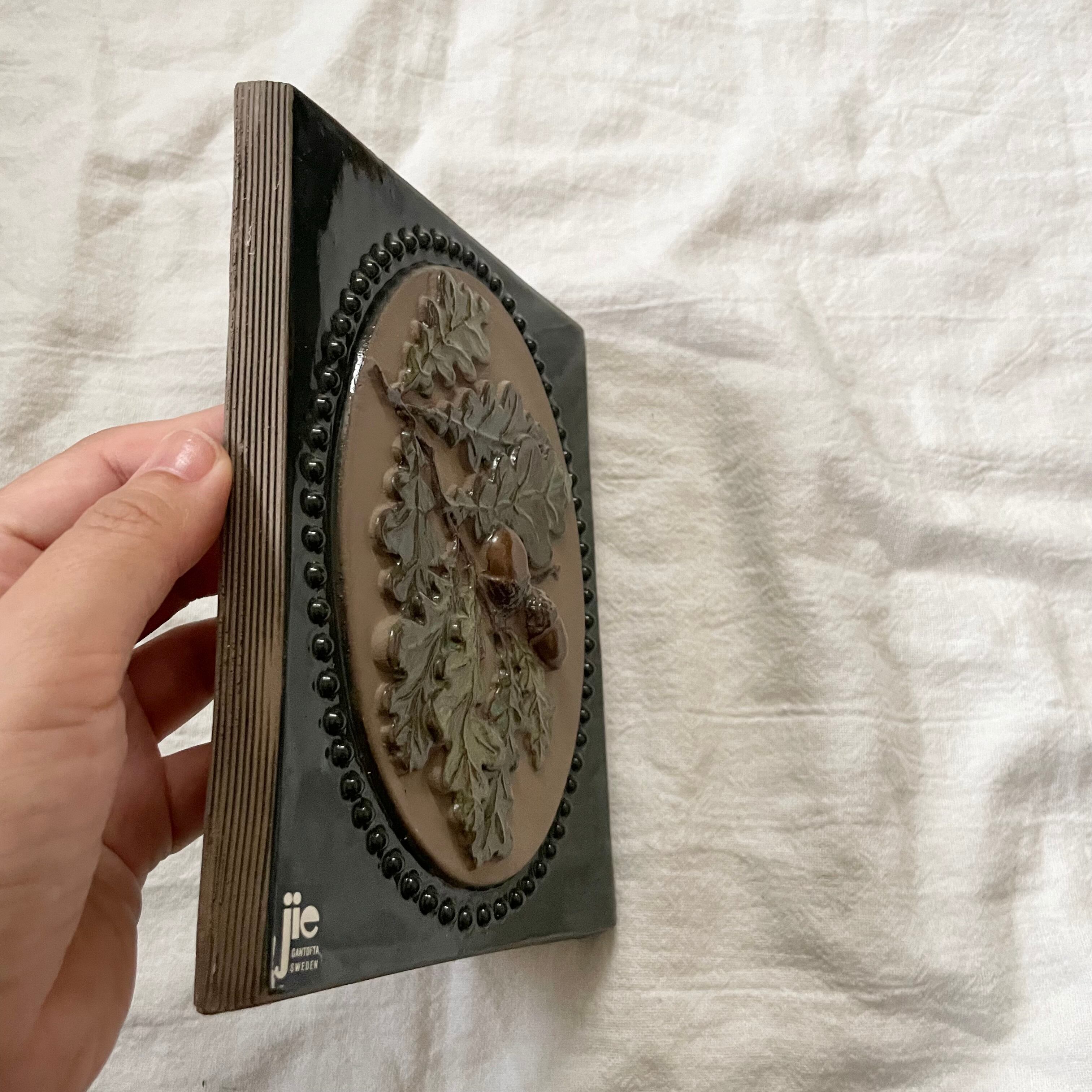 どんぐりの陶板 | tsuitachi craft&brocante