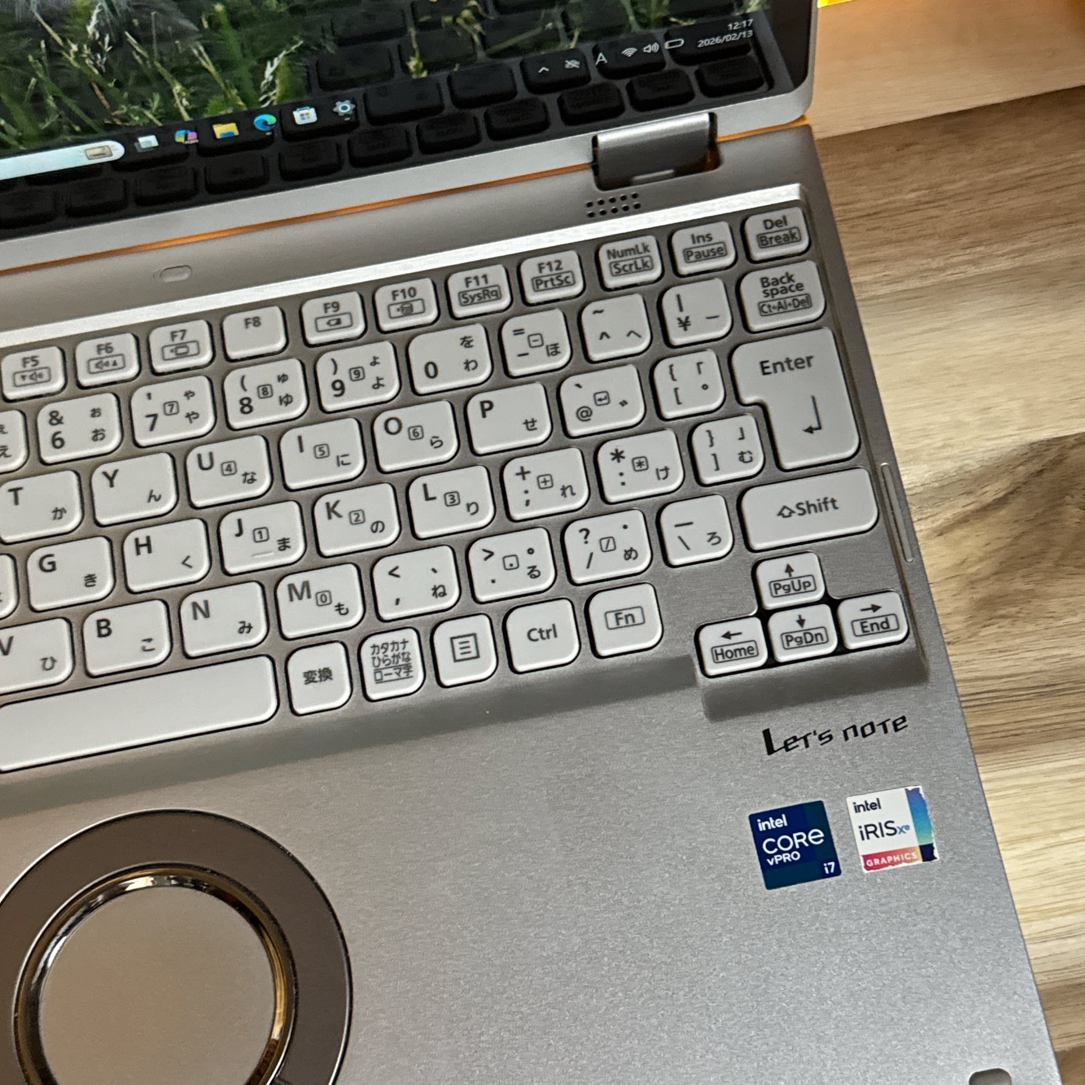 LTEモデル』Let's note QV1 最高峰i7第11世代 SSD512GB メモリ16GB