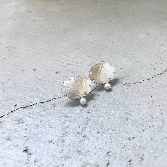 ＊ゆきわもん＊　ピアス  / イヤリング（小）