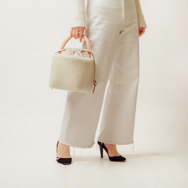 Wool  Boa Basket  -  WHITE