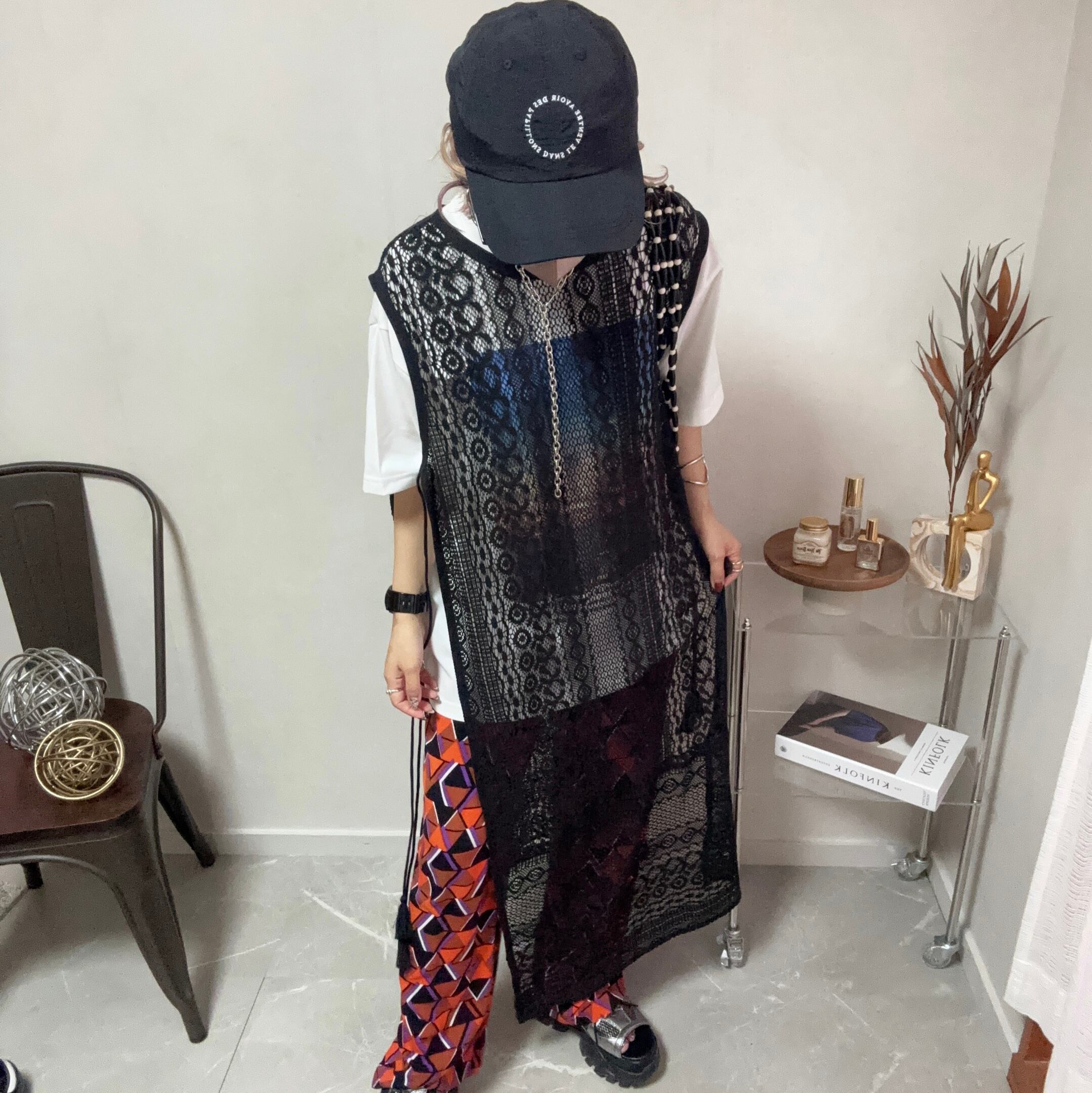 side strap lace sleeveless OP【black】